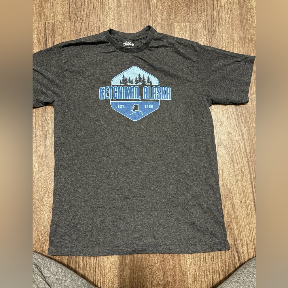 Gray Alaska Graphic T-Shirt